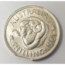 AUSTRALIA 1961 .ONE 1  SHILLING . ERROR . CLIPPED BITTEN EDGE